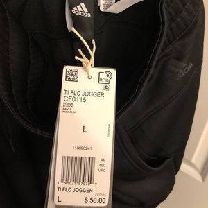 Adidas Jogger NWT L